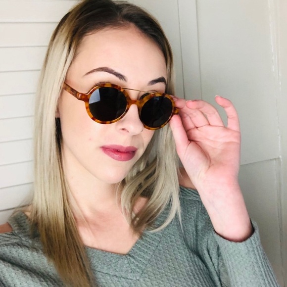 New KOMONO Vivien Caramel Demi NewSunglasses tortoise